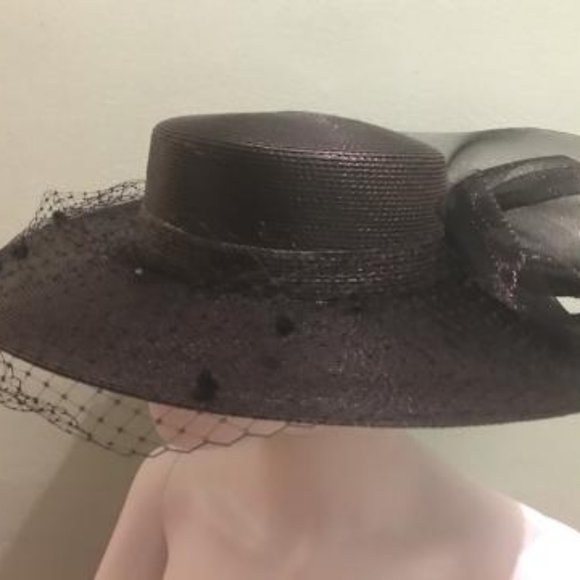 Black woven Kentucky Derby hat with flocked netting and black fascinator bow main image 9